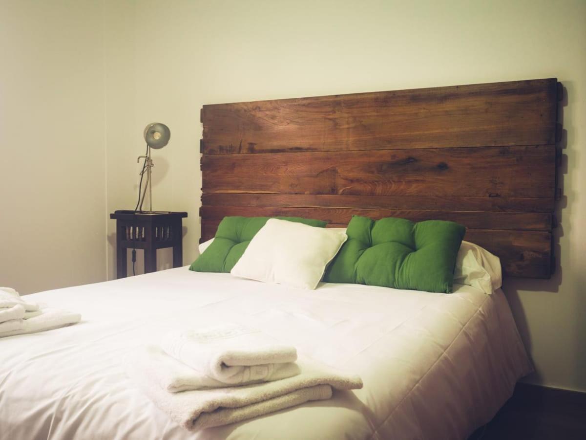 A Cochera Hostel Феррол Экстерьер фото