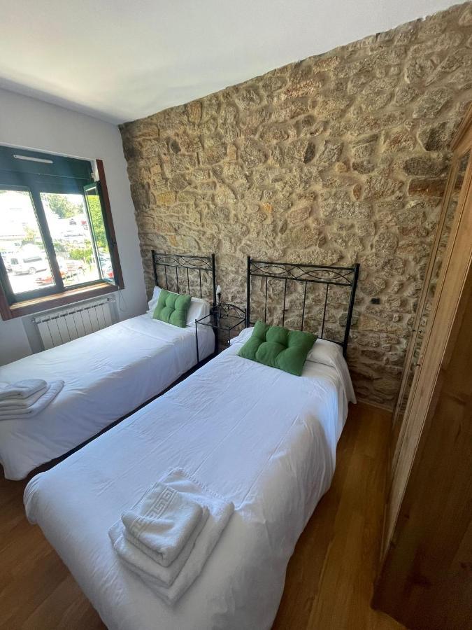 A Cochera Hostel Феррол Экстерьер фото